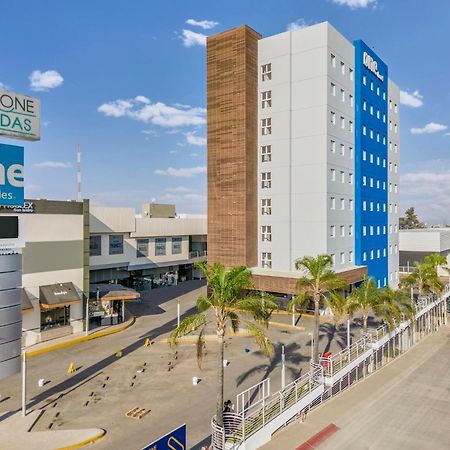 One Guadalajara Periferico Norte Eksteriør billede
